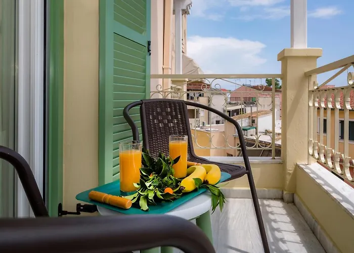 Pausa In Corfu * Corfu (city)